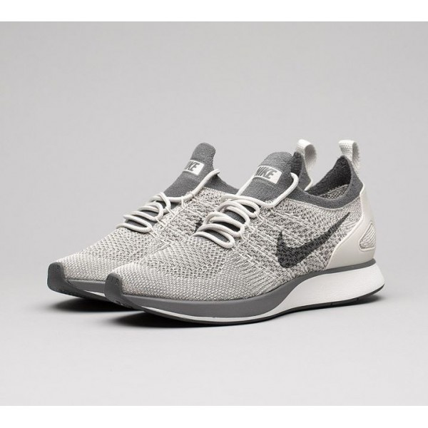 Nike Air Zoom Mariah Flyknit Racer Turnschuhe Dame...