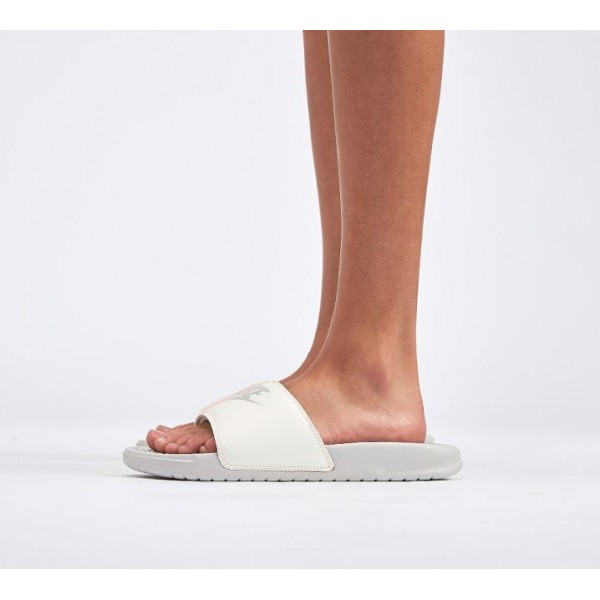 Nike Benassi Sandalen Damen