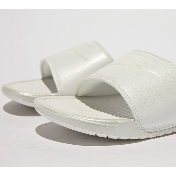 Nike Benassi Sandalen Damen