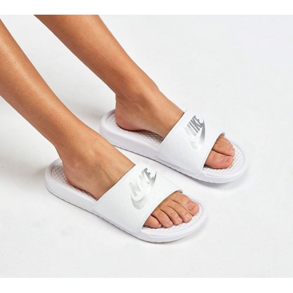 Nike Benassi Sandalen Damen