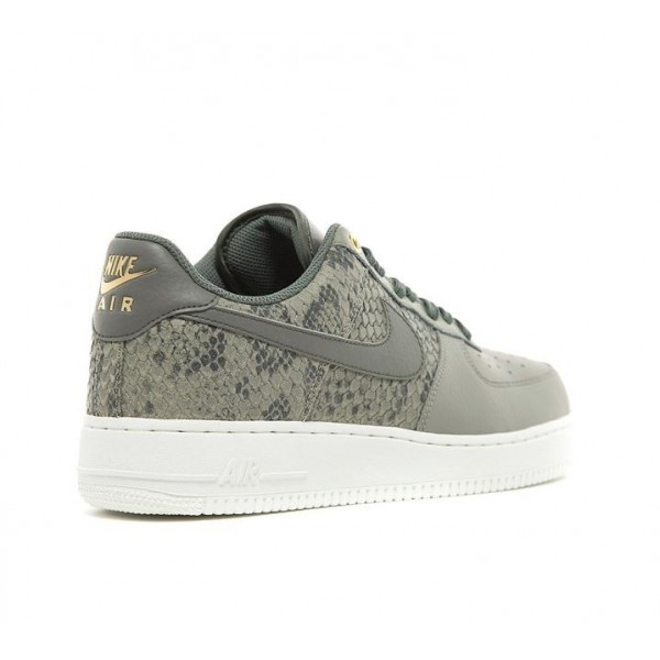 Nike Air Force 1 07 LV8 Turnschuhe Herren