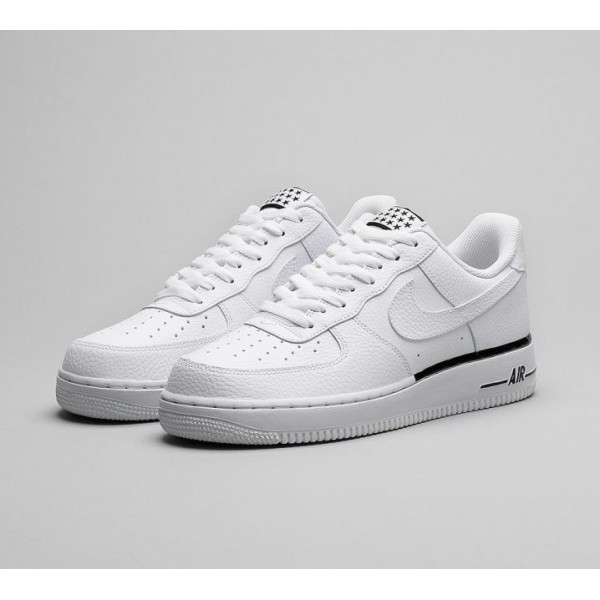 Nike Air Force 1 07 Turnschuhe Herren